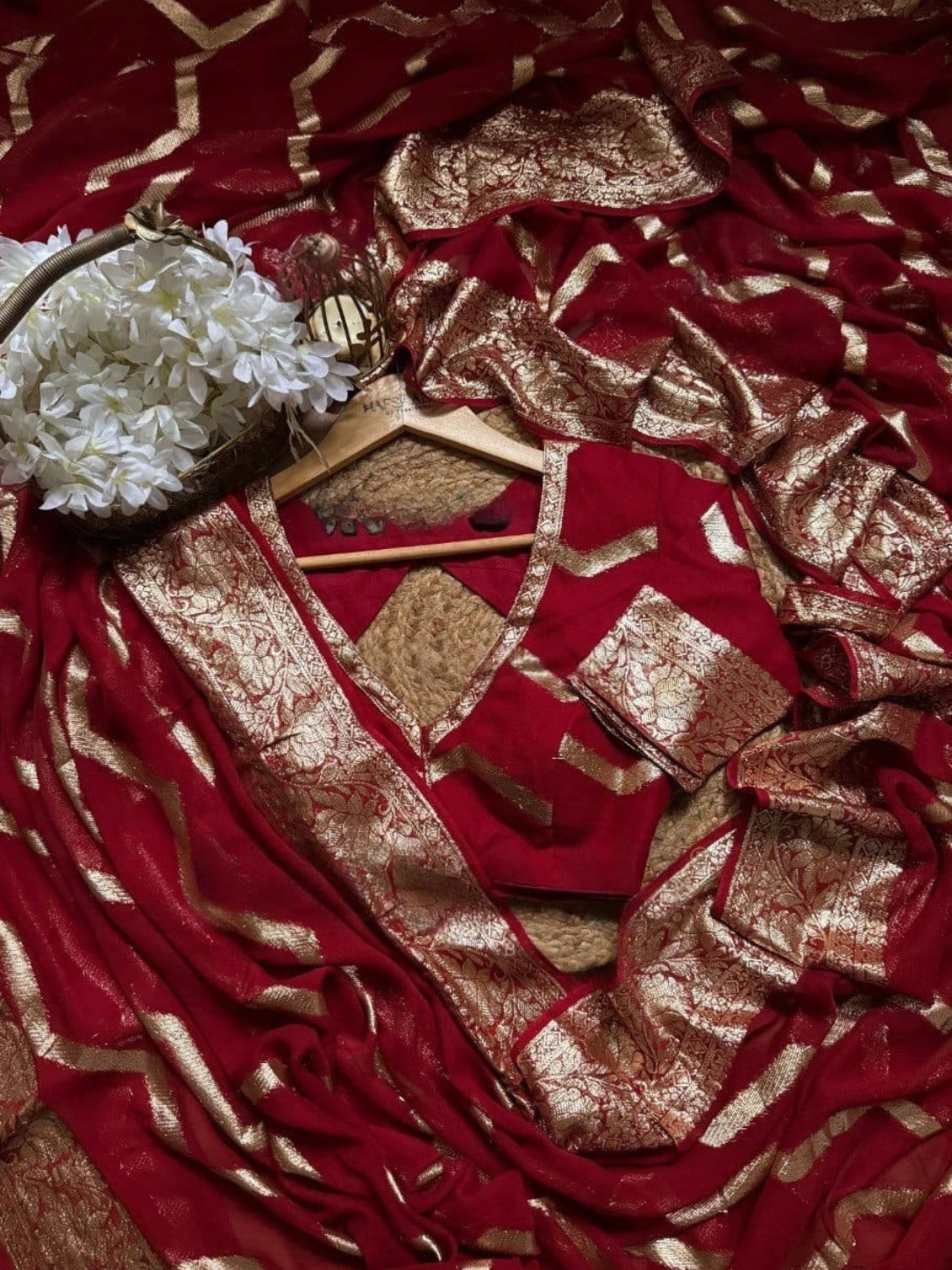 ✨ Pure Viscose Jacquard Blooming Saree with Weaving Zari Blouse – Elegant Traditional Look